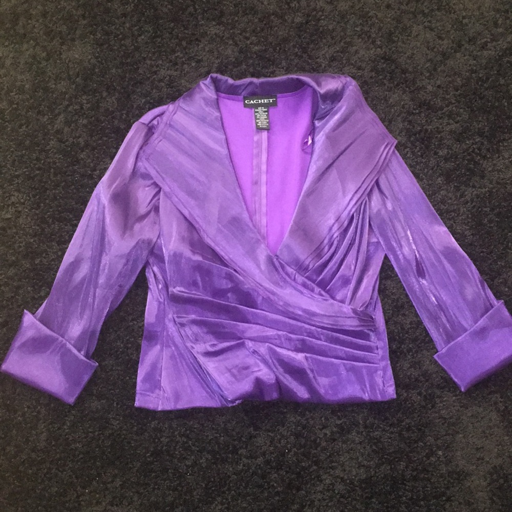 Cachet top
